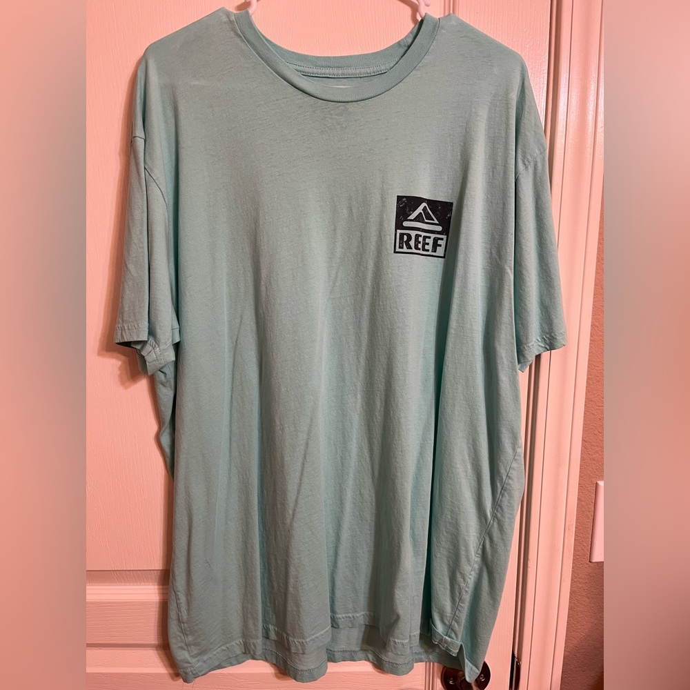 Reef Men's Light Blue Short Sleeve Tee
